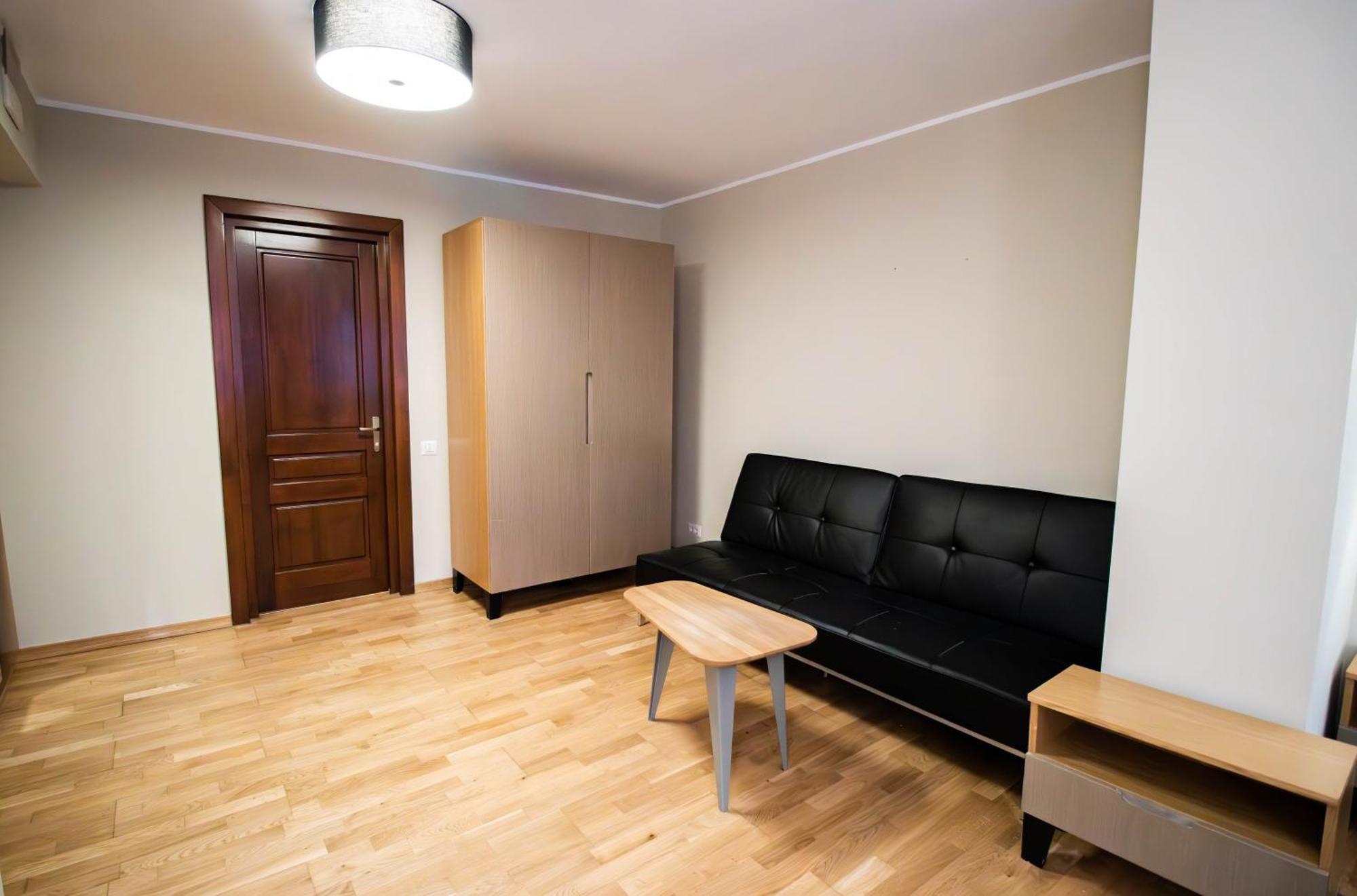 Hotel Ottimo Braşov Extérieur photo