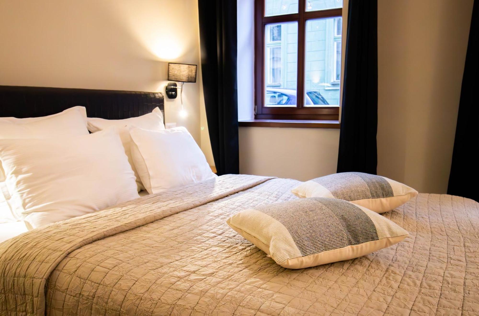 Hotel Ottimo Braşov Extérieur photo