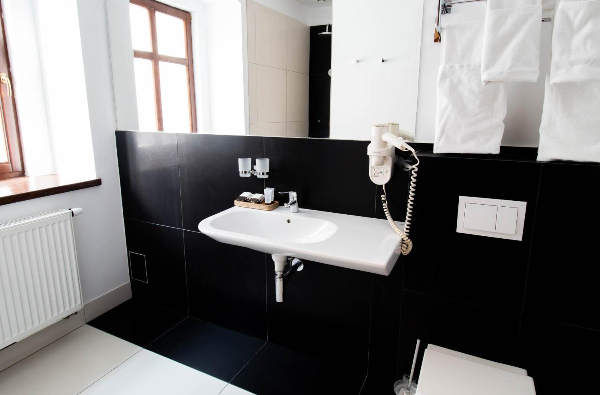 Hotel Ottimo Braşov Extérieur photo