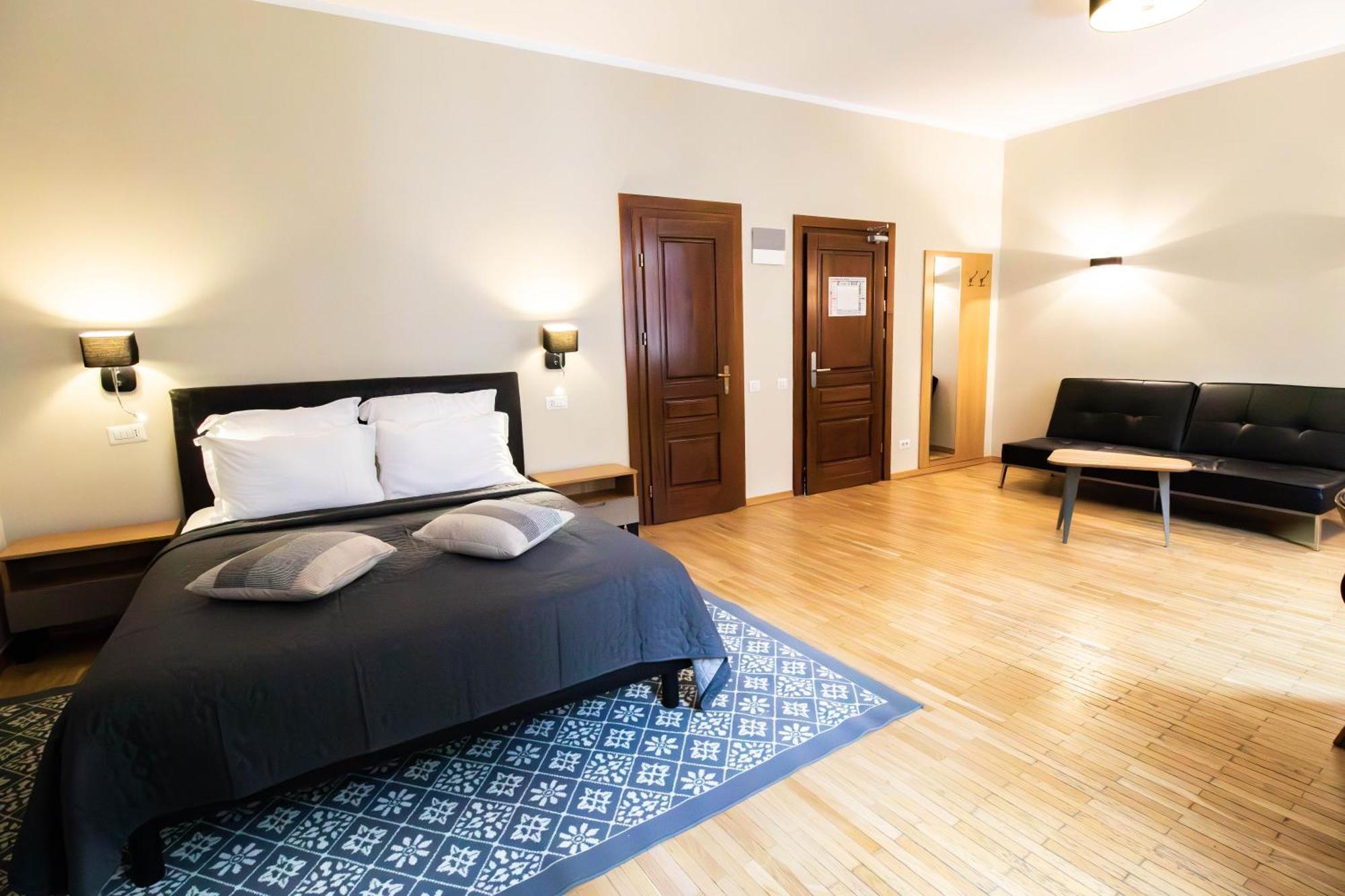 Hotel Ottimo Braşov Extérieur photo